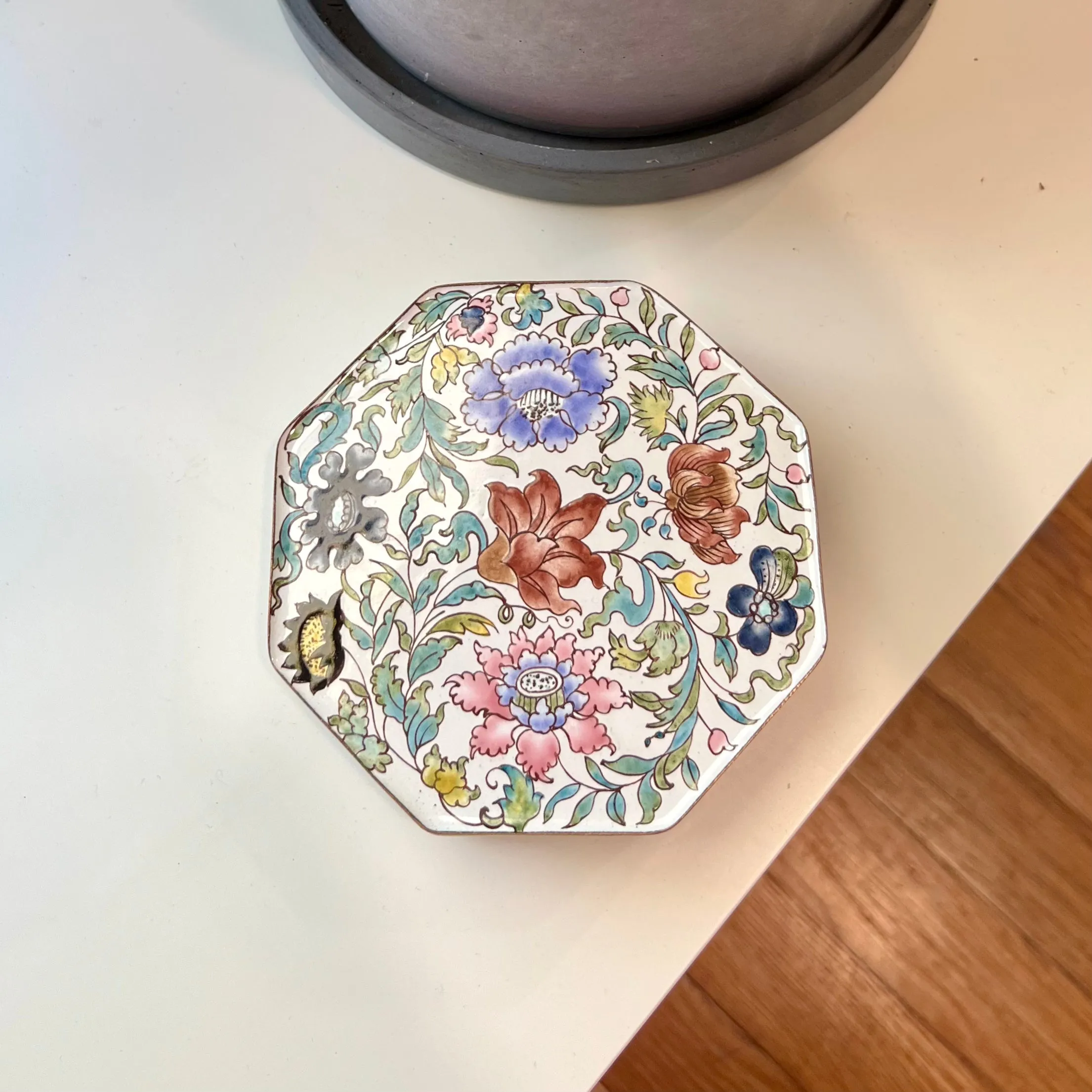 Cheviot Hills Floral Box