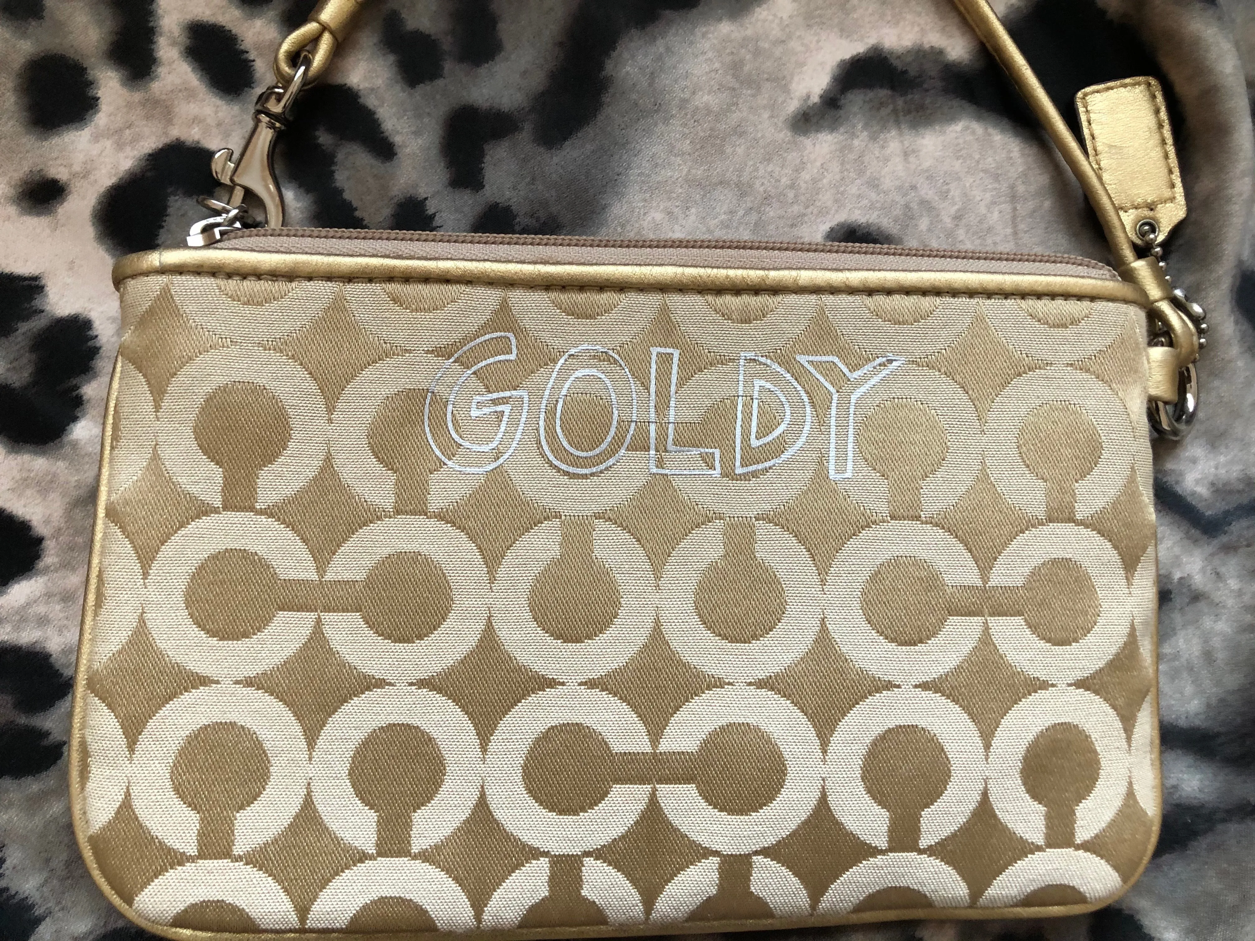 consignment bag - Coach Poppy Goldie collector, larger wristlet