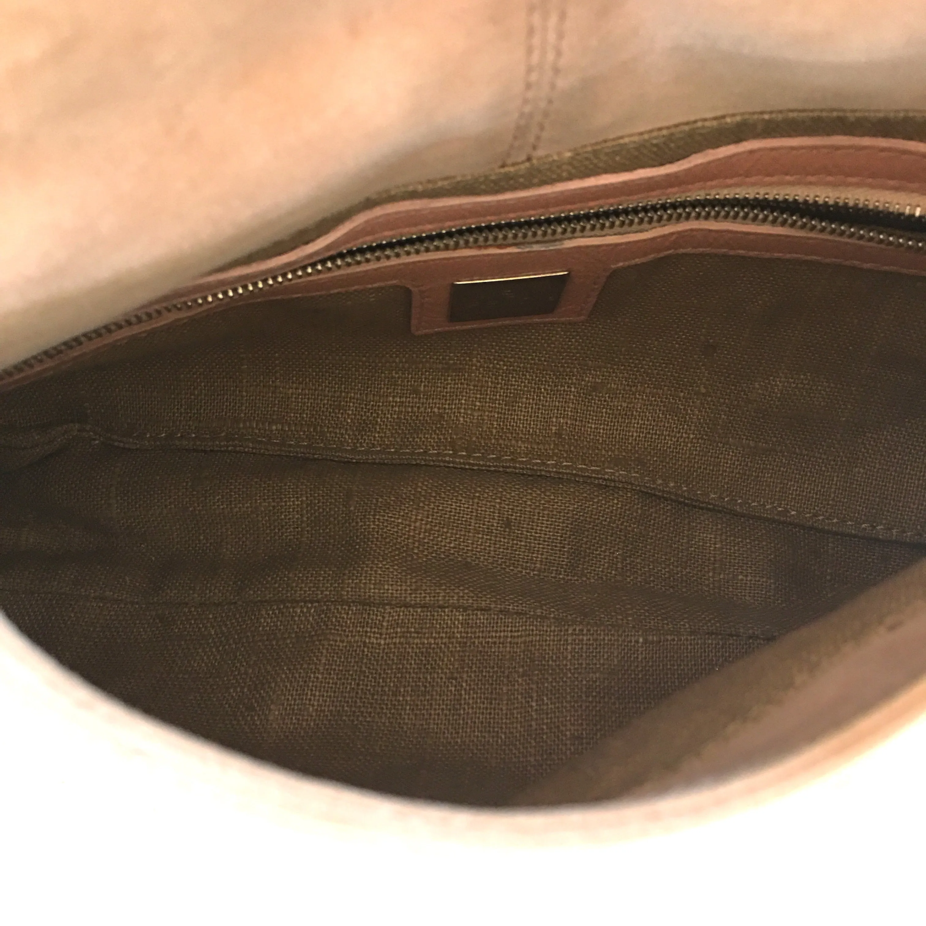 FENDI Baguette Shoulder Bag in Pink Suede