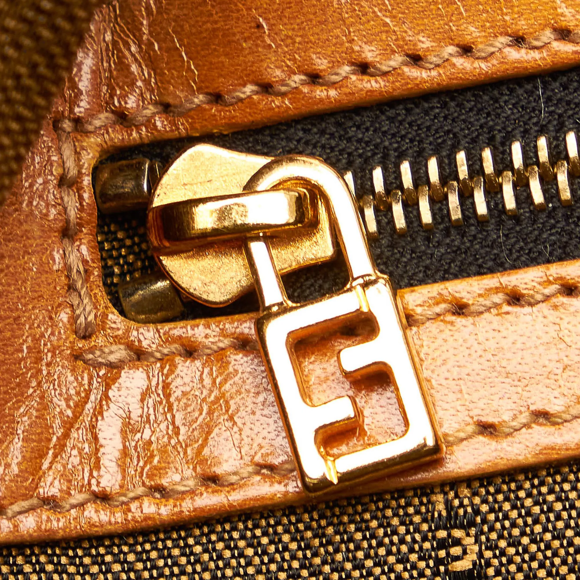 Fendi Canvas Backpack (SHG-28009)