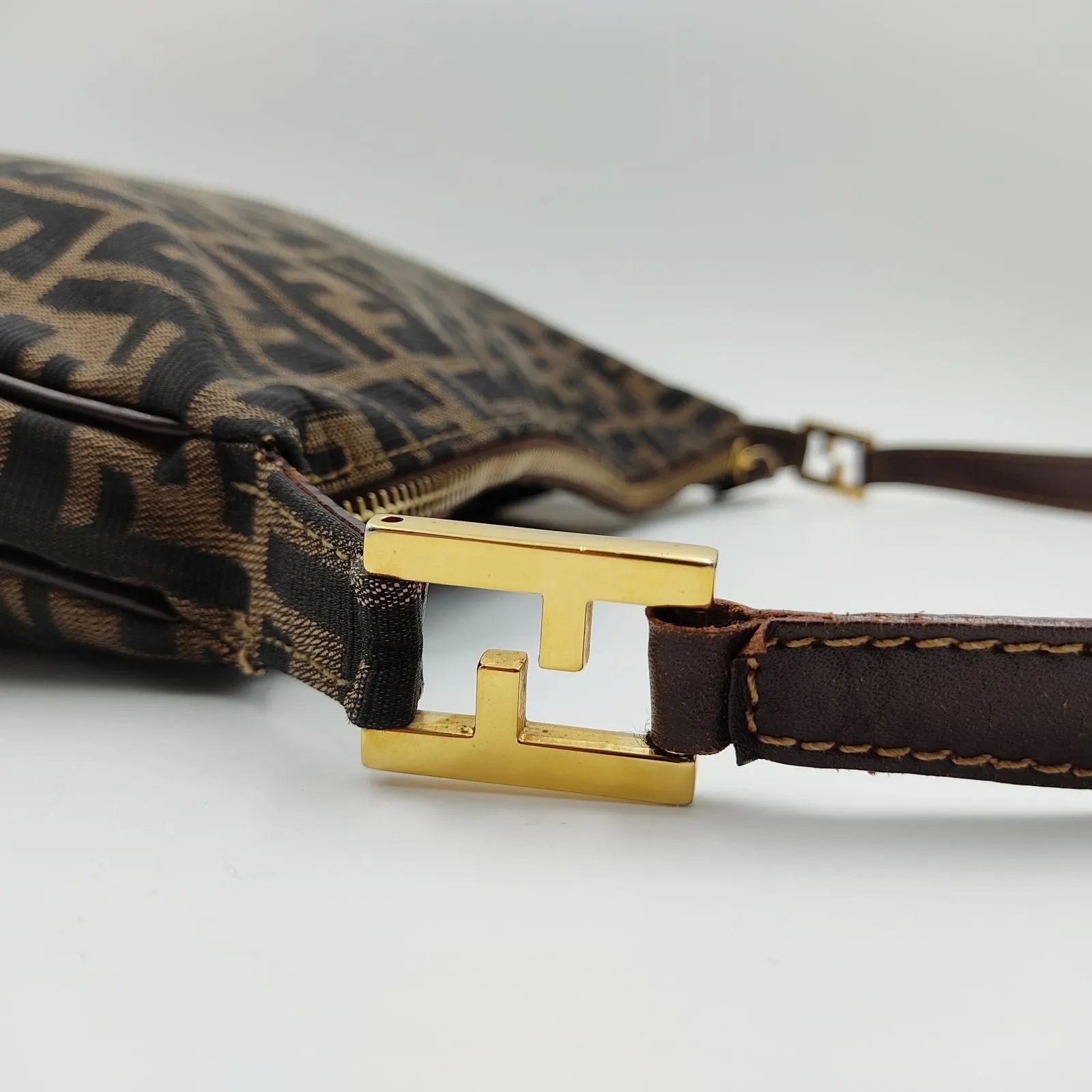 Fendi Fendi vintage Hobo shoulder bag in monogram canvas - '10s