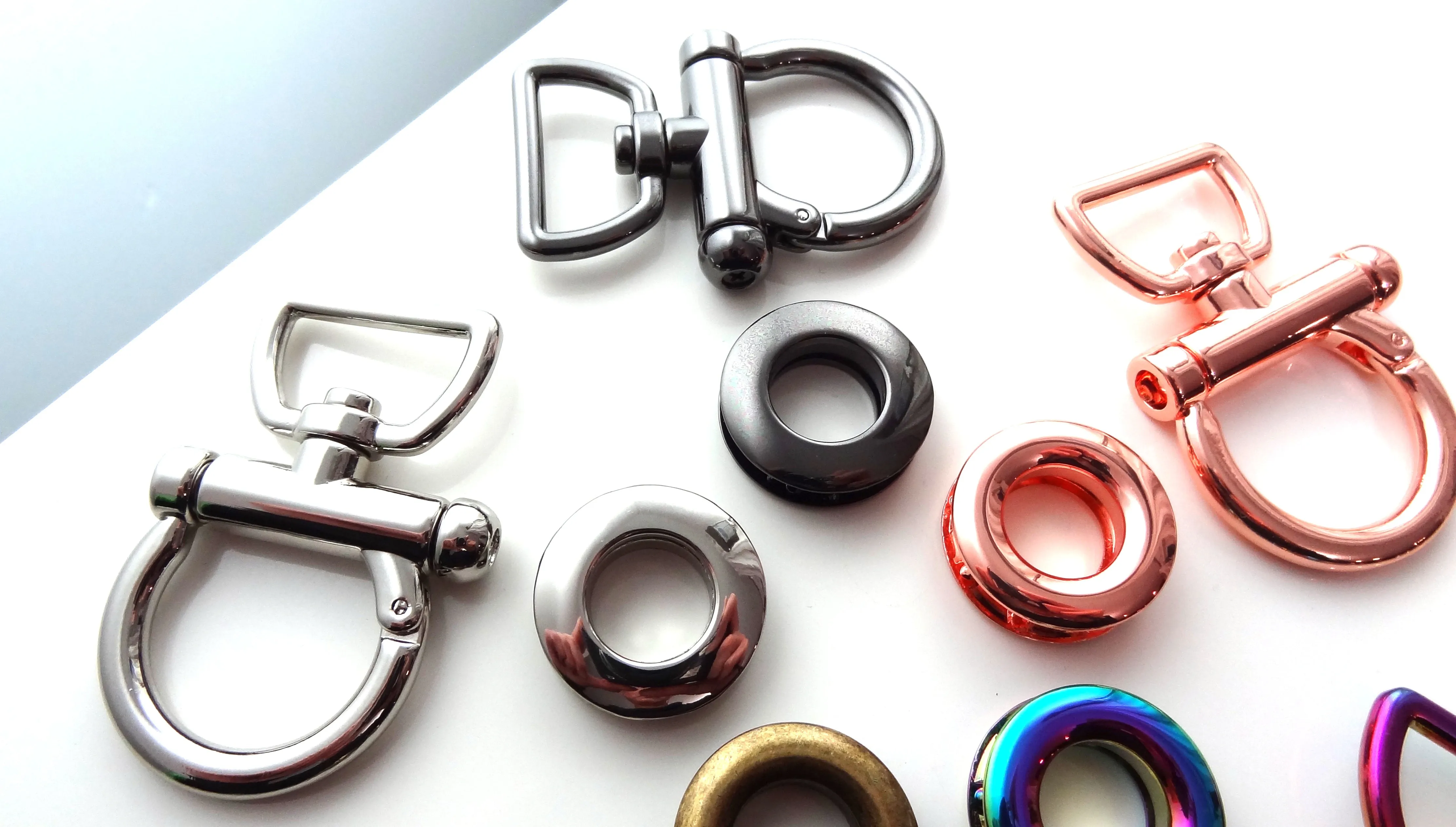 Snap Hook and Force Fit Grommet Hardware Kit -- Set of Two